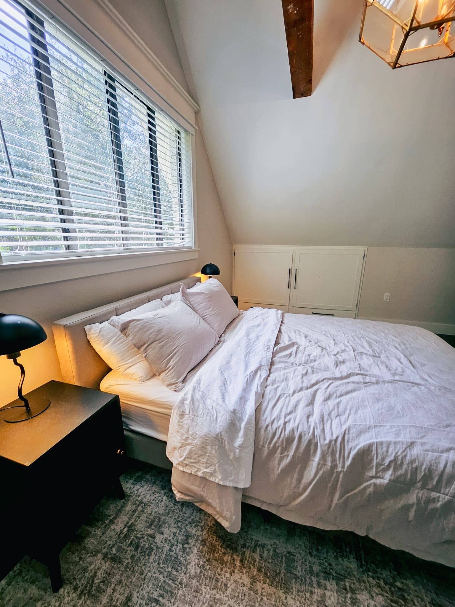 Private boudoir studio backdrop and lighting setup